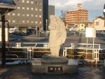 宇都宮市餃子の銅像